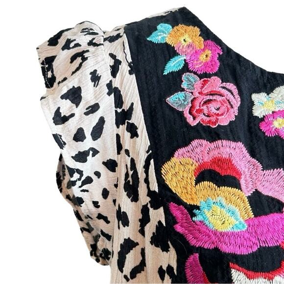 Savanna Jane Leopard Top Womens Size M Floral Embroidered Ruffled Multicolor - Picture 5 of 11